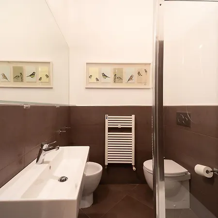 Mirabella Apartment *